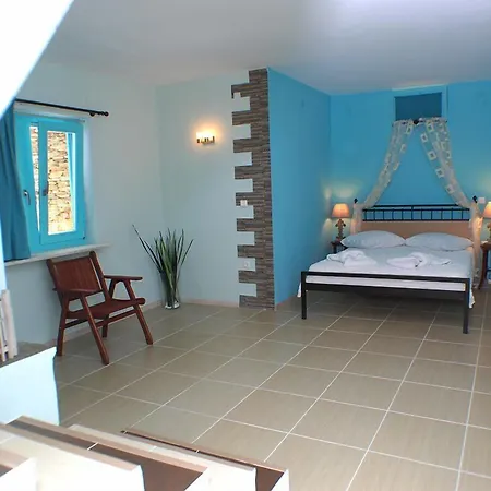 Kampos 公寓式酒店 4*